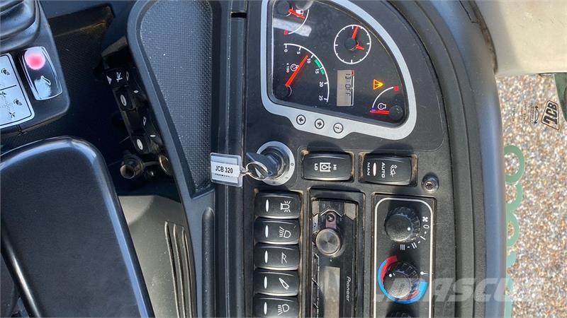 JCB 4CX 백호로더