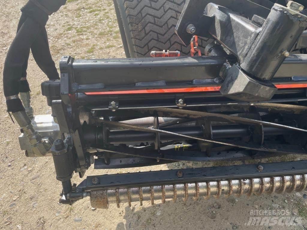 Jacobsen FAIRWAY 250 탑승형 잔디깎기