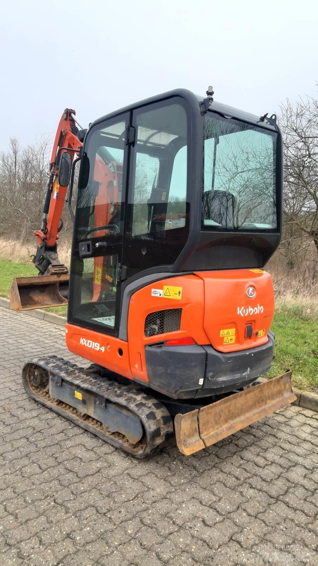 Kubota KX019-4 소형 굴삭기 7톤 미만