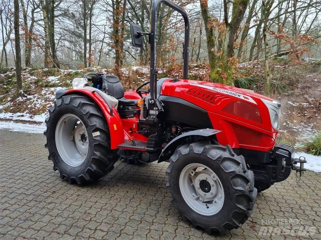 McCormick X2.055 트랙터