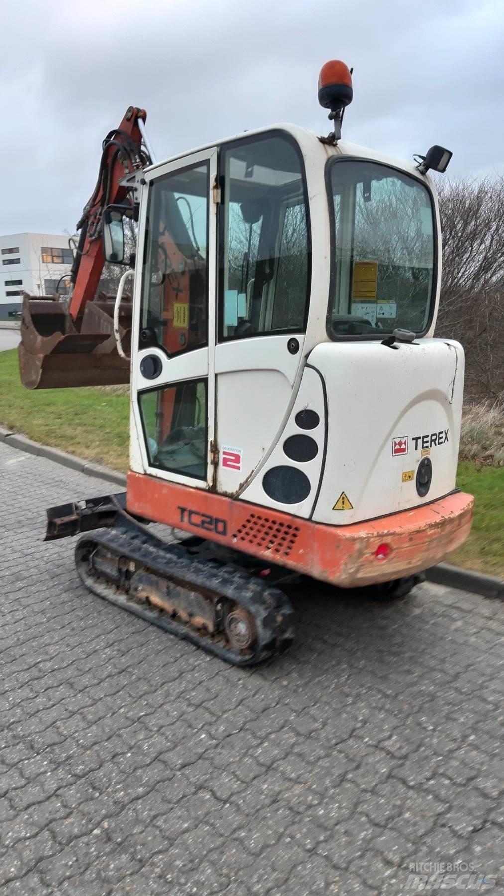 Terex TC20 소형 굴삭기 7톤 미만