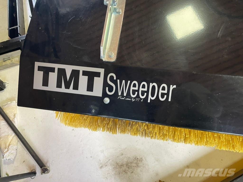 TMT SWEEPER 150 도로 청소차