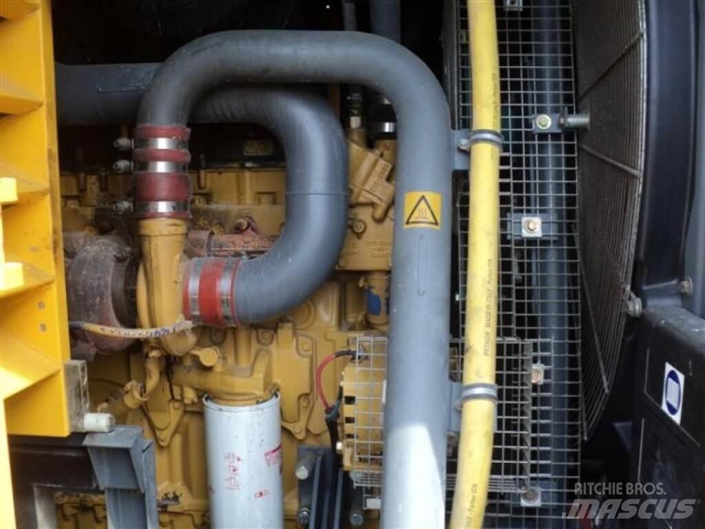 Atlas Copco XAHS 426 콤푸레샤