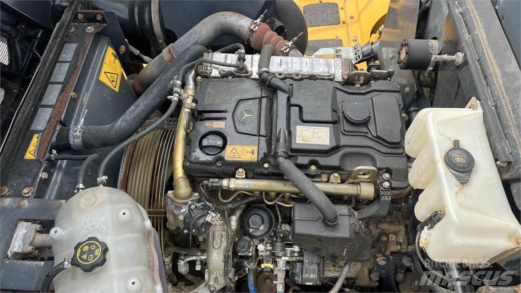 Bell B20E 6X6 건설현장 덤프트럭