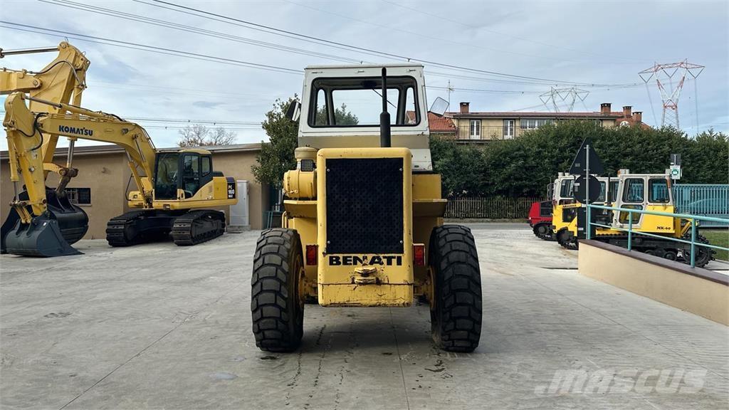 Benati 12 S 4X4  휠로우더