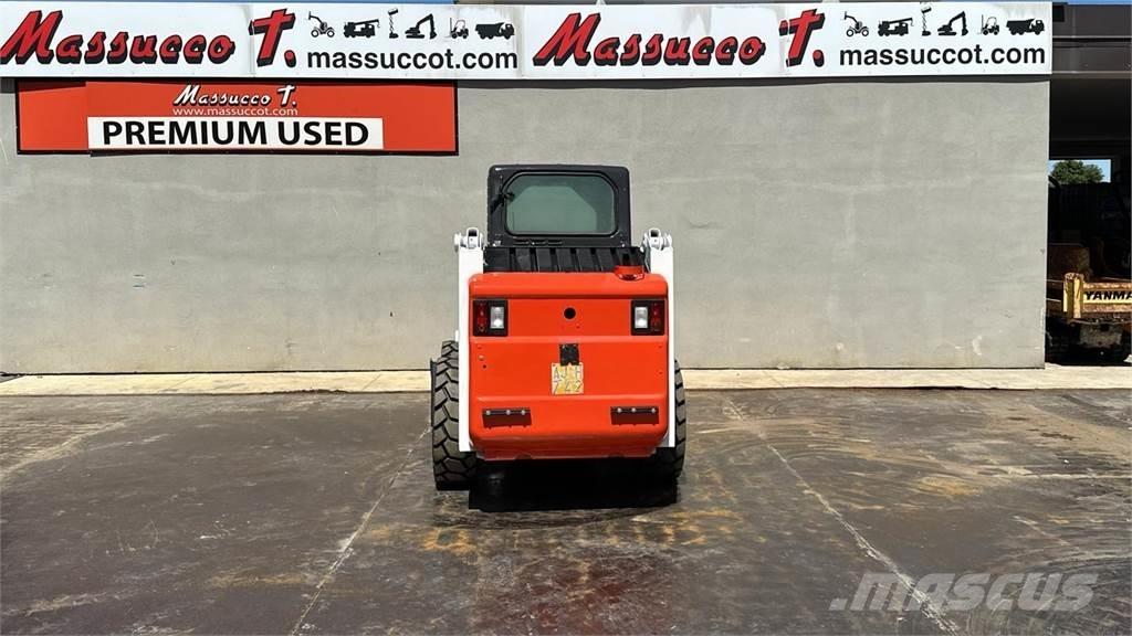 Bobcat S130  휠로우더