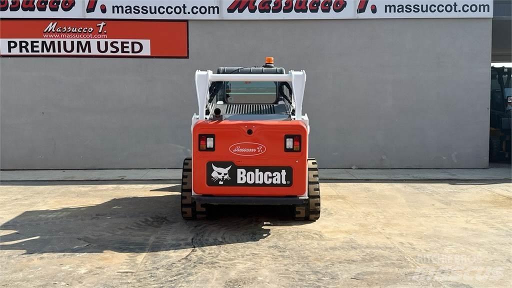 Bobcat T590  스키드로더