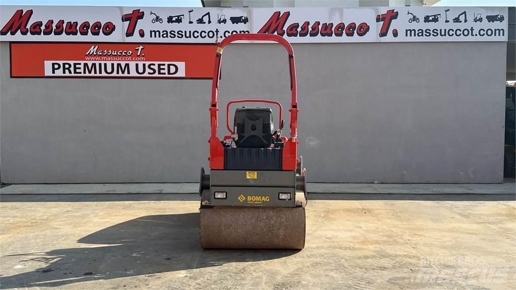 Bomag BW120 AD-4 토양 다짐기