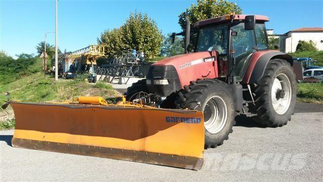 CASE MXM190 제설 블레이드 및 제설기