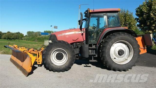 CASE MXM190 제설 블레이드 및 제설기