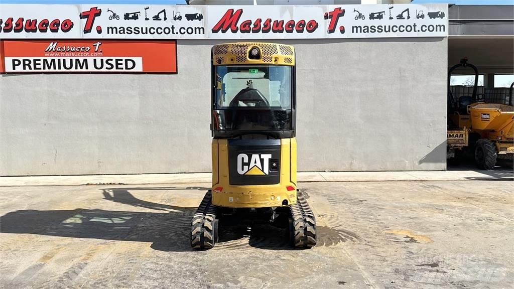 CAT 302CR 소형 굴삭기 7톤 미만