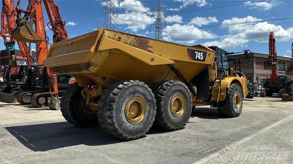 CAT 745C 6X6 건설현장 덤프트럭