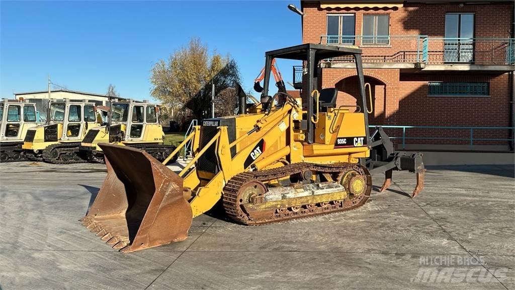 CAT 935C  휠로우더