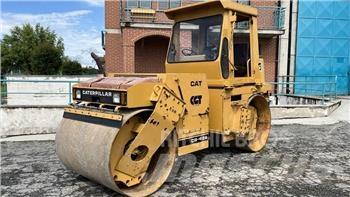 CAT CB-424 토양 다짐기