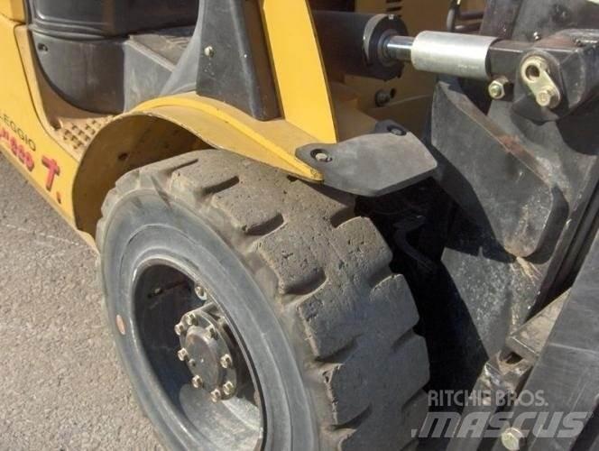 CAT DP30N 디젤 지게차