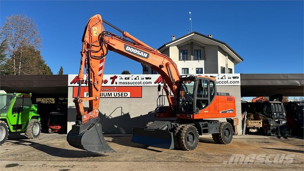 Doosan DX190W  휠 굴삭기