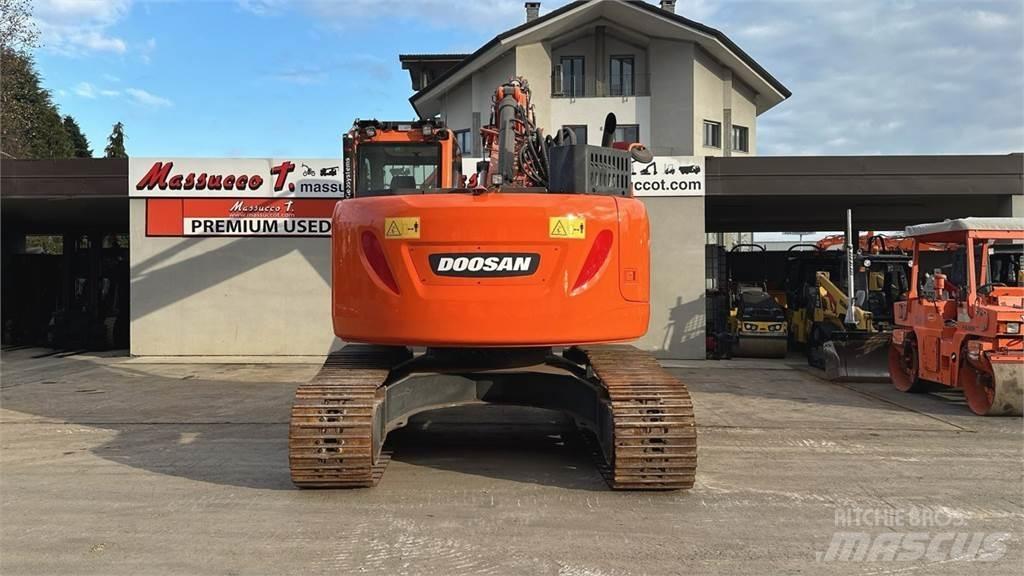 Doosan DX235LCR-5 대형 굴삭기 29톤 이상