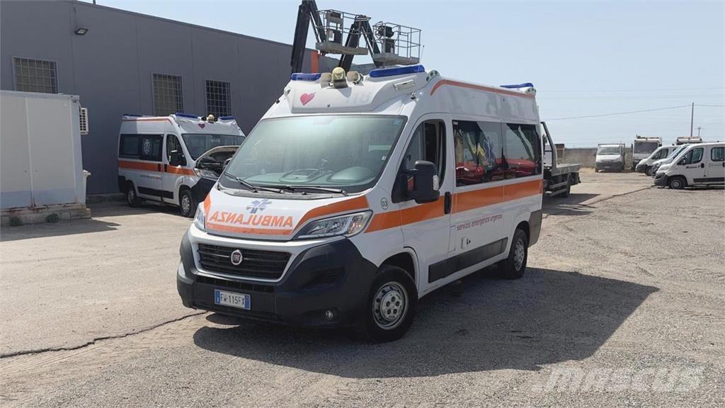 Fiat DUCATO AMBULANZA 기타 트럭