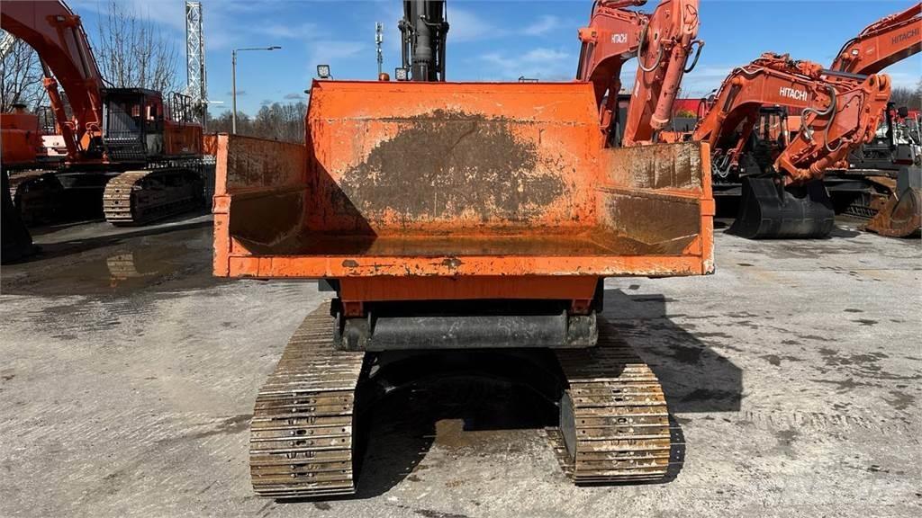 Hitachi CHR70 건설현장 덤프트럭