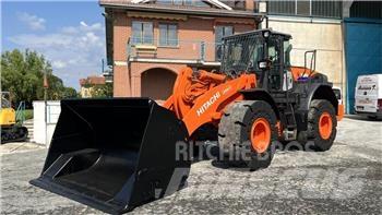 Hitachi ZW220-5B  휠로우더