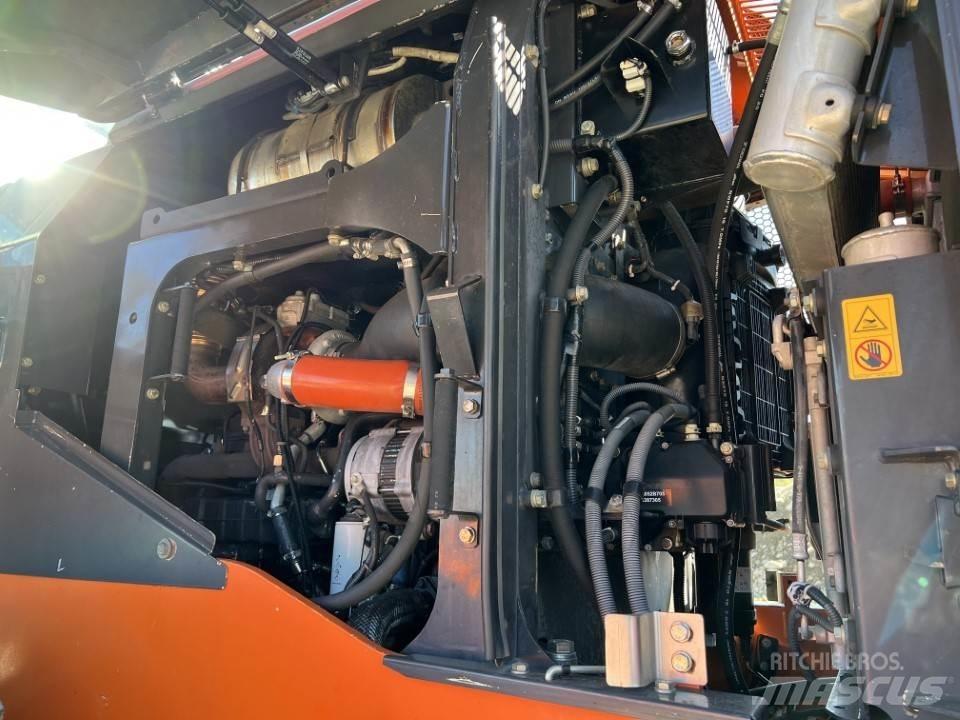 Hitachi ZW250-6  휠로우더