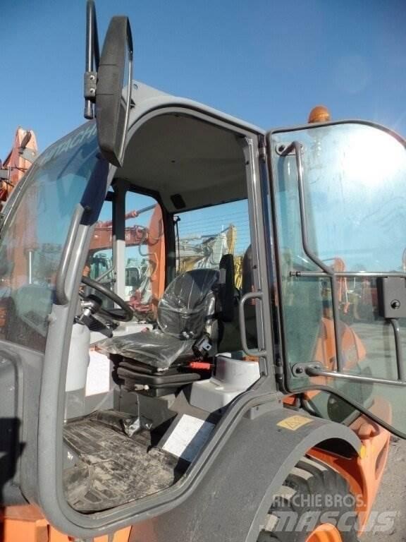 Hitachi ZW65  휠로우더