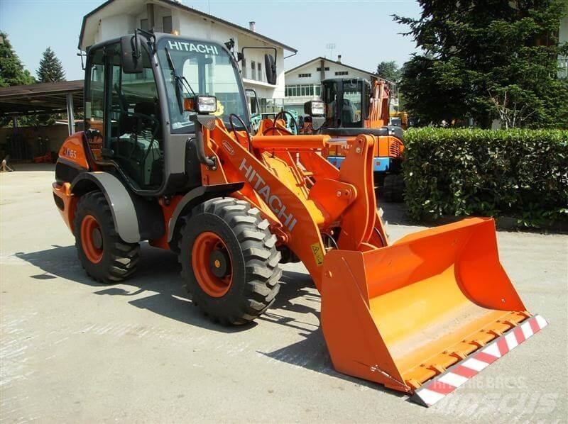 Hitachi ZW65  휠로우더
