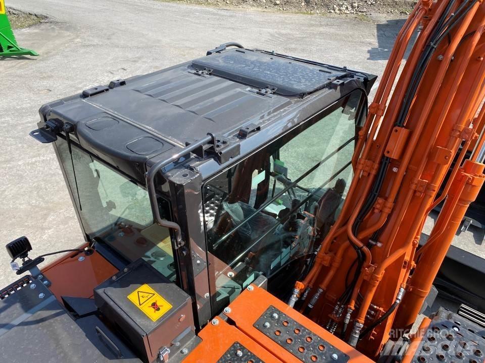 Hitachi ZX130-7 중형굴삭기 7톤-28톤