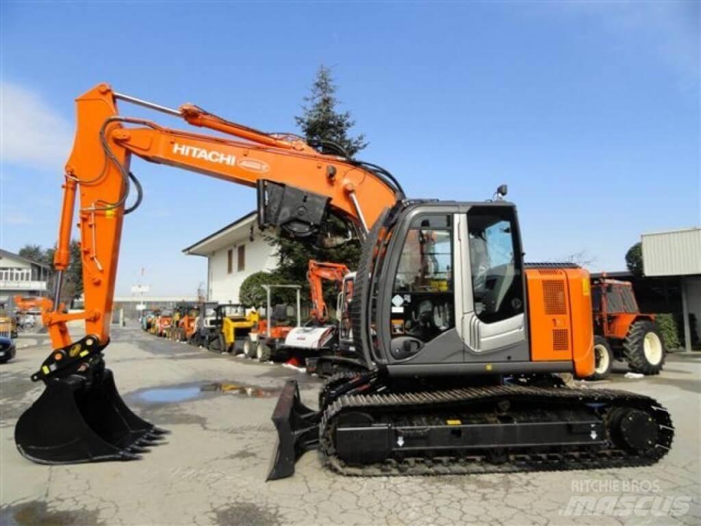 Hitachi ZX135 US-6 굴삭기