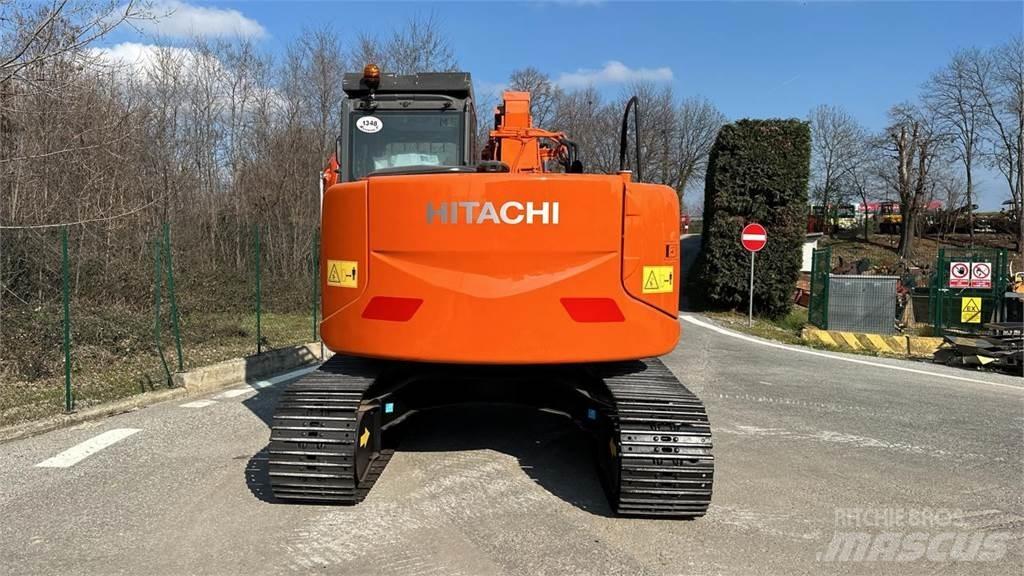Hitachi ZX135US-3 중형굴삭기 7톤-28톤