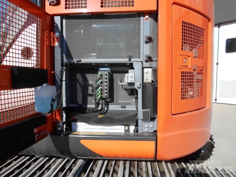 Hitachi ZX225-US6 대형 굴삭기 29톤 이상