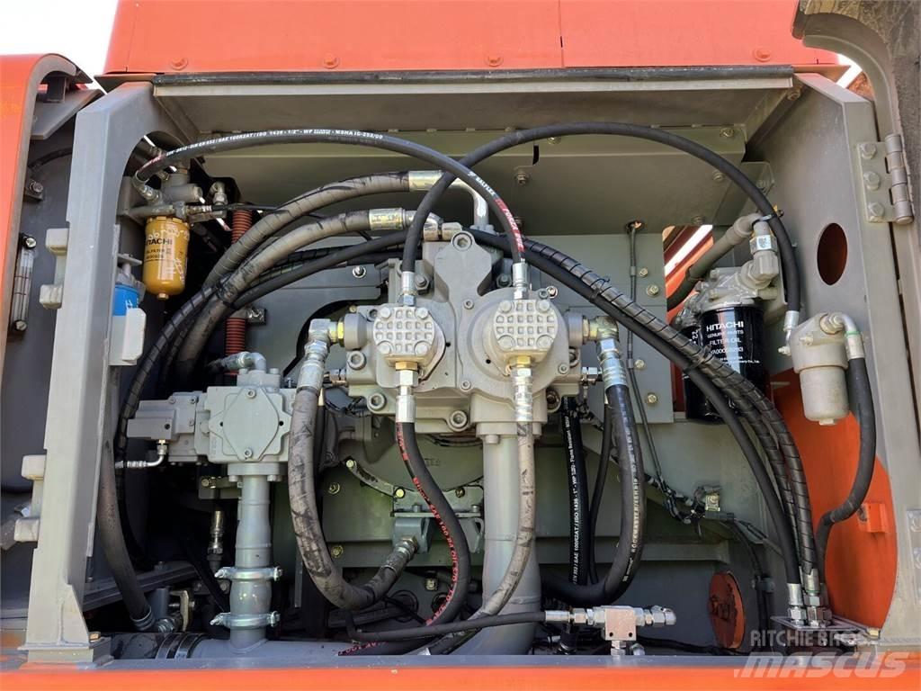 Hitachi ZX520LCH-3 대형 굴삭기 29톤 이상