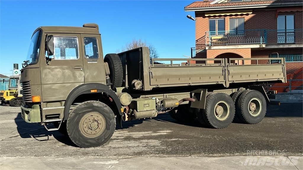Iveco 260-35 6x4 기타 트럭