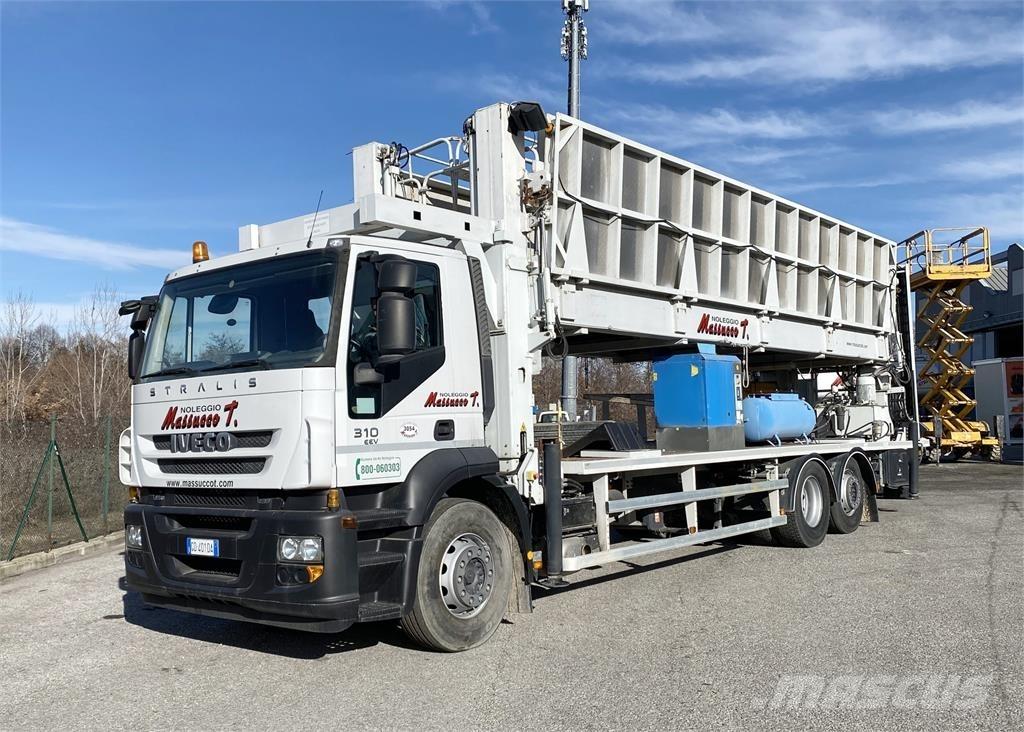 Iveco 310 EEV 트럭 탑재 고소작업대