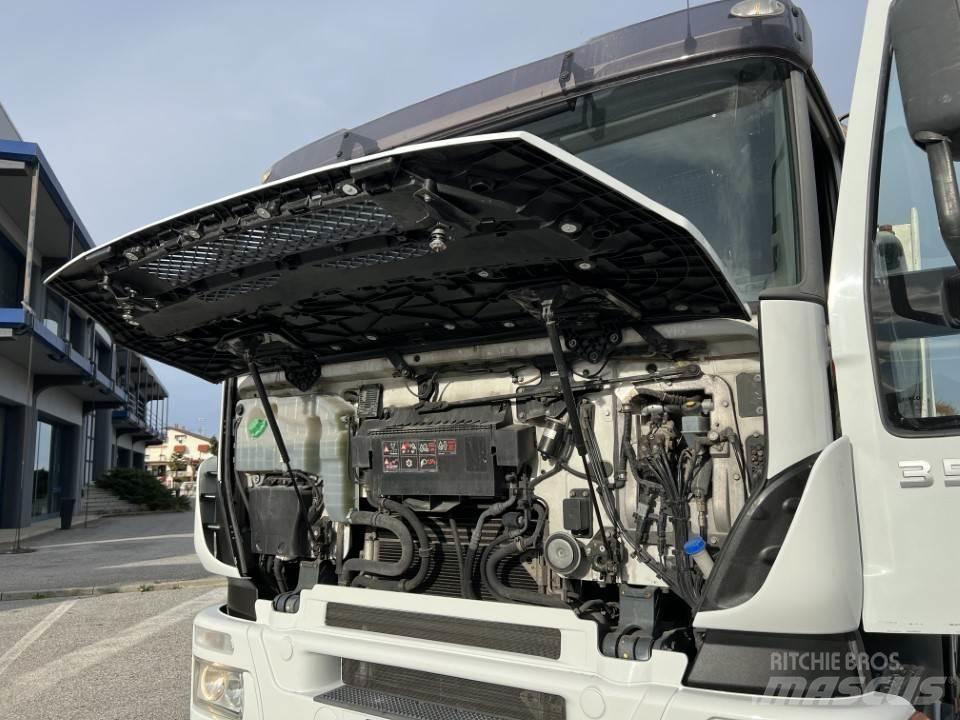 Iveco 350 6X2 기타 트럭