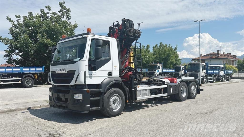 Iveco STRALIS 400 6X2 기타 트럭