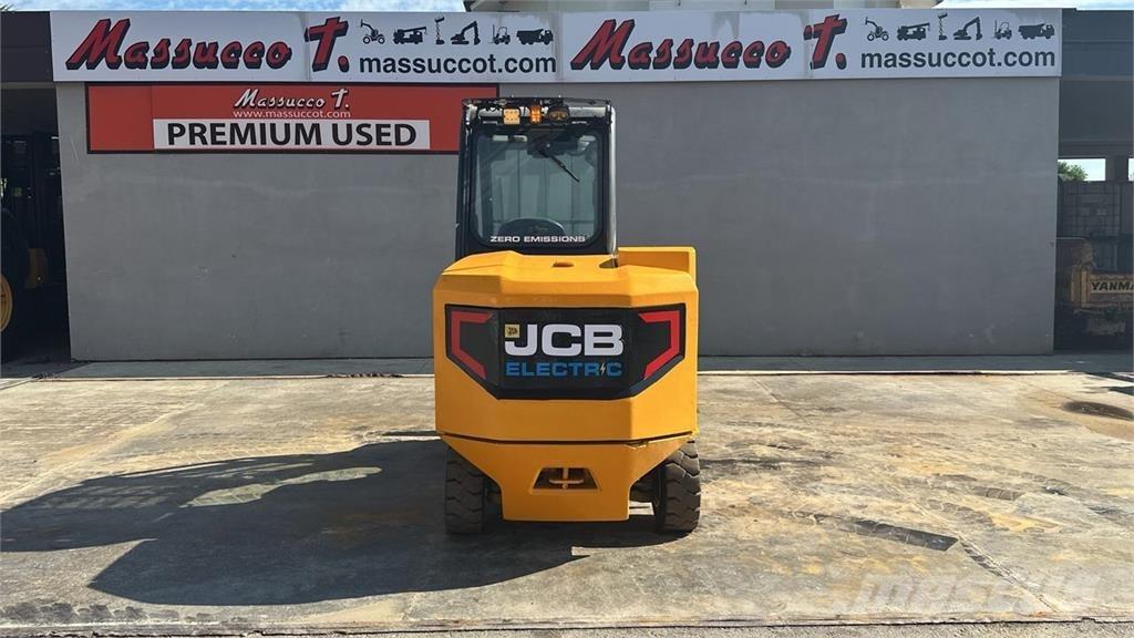 JCB TLT 30-19E 4x2 텔러 핸들러
