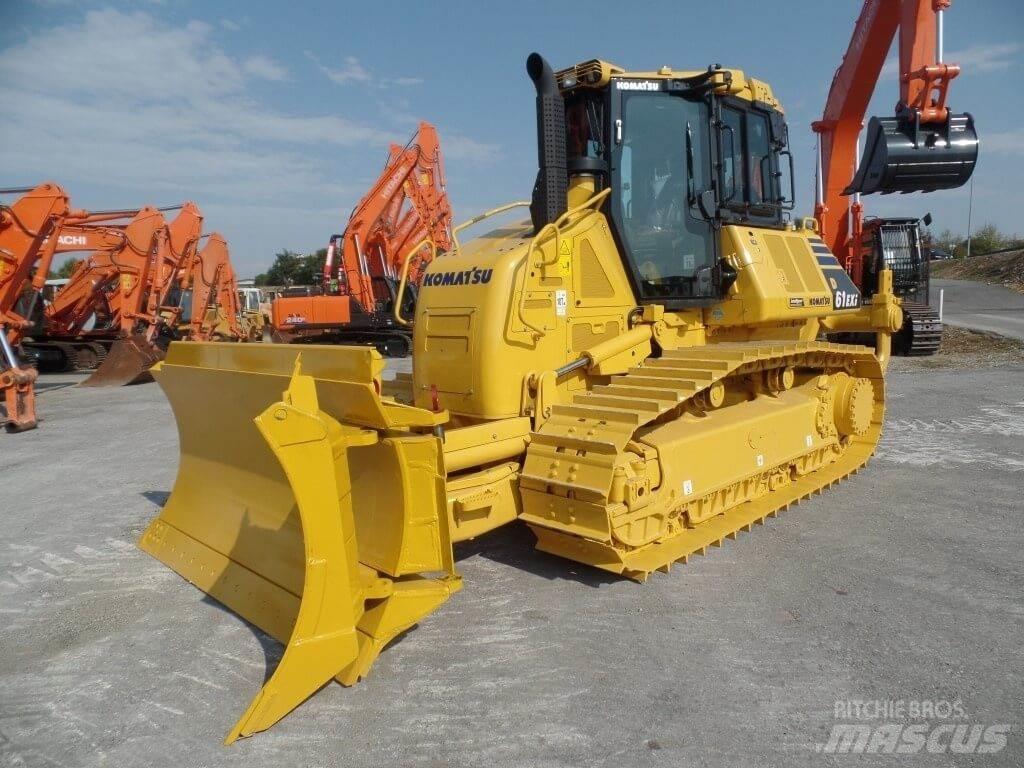 Komatsu D61 EXi 크롤러 도저