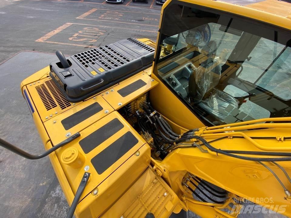Komatsu PC130-7 중형굴삭기 7톤-28톤