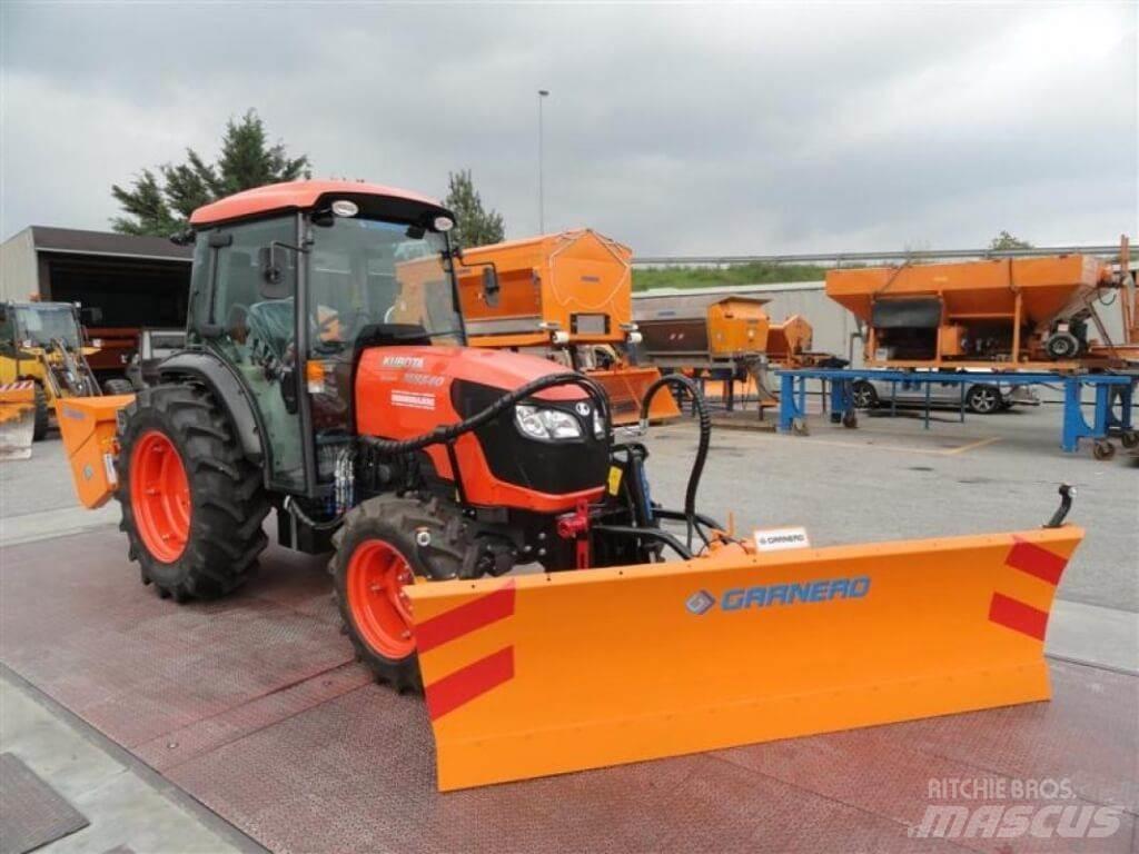Kubota M 85.40 Narrow 제설 블레이드 및 제설기