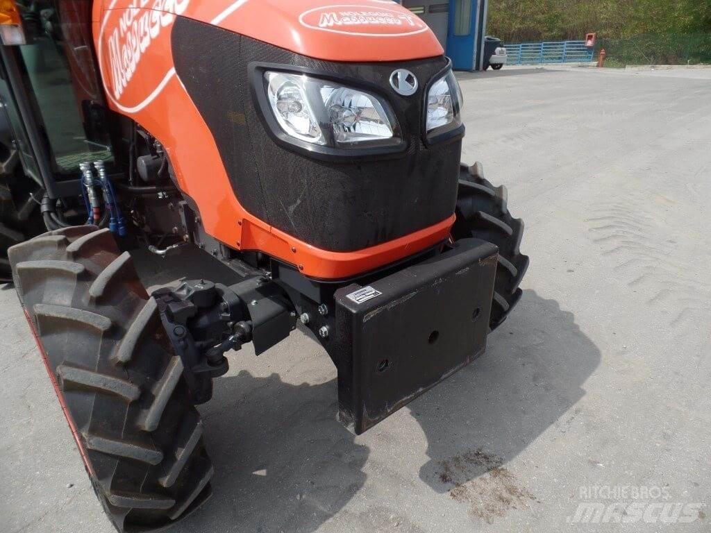 Kubota M8540N 제설 블레이드 및 제설기