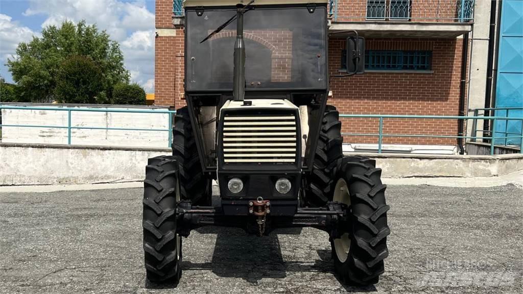 Lamborghini 684 DT 제설 블레이드 및 제설기