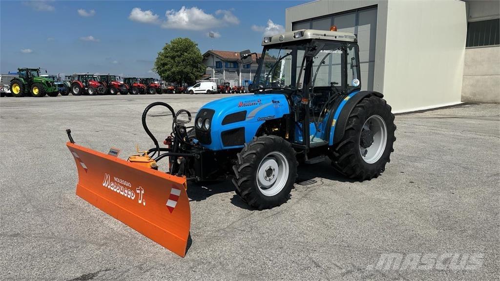 Landini REX 85 GT 4X4 제설 블레이드 및 제설기