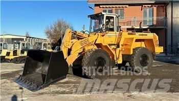 Liebherr L 551  휠로우더