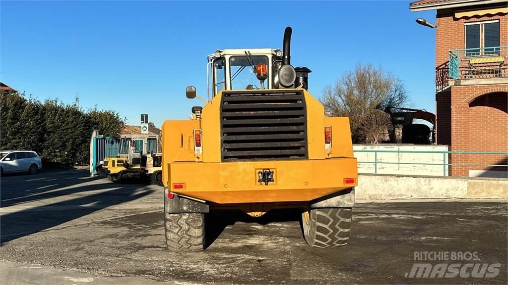 Liebherr L 551  휠로우더