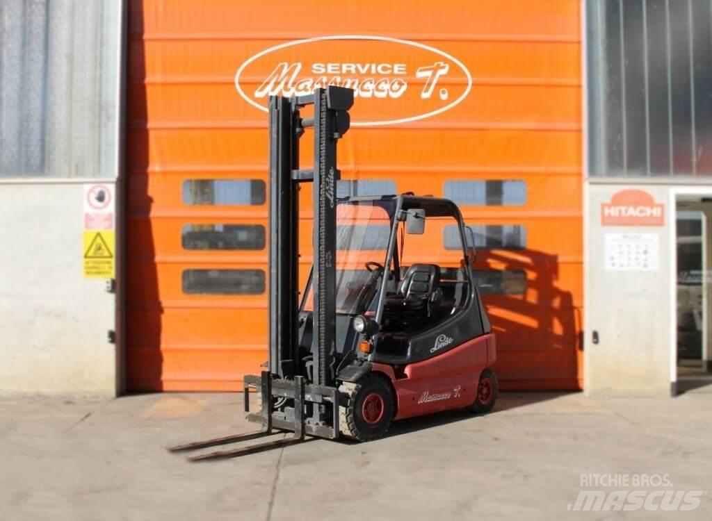 Linde E25-01 전동 지게차