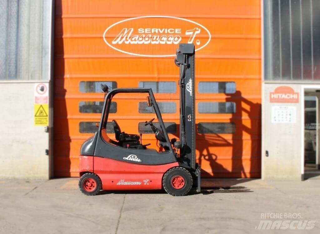 Linde E25-01 전동 지게차
