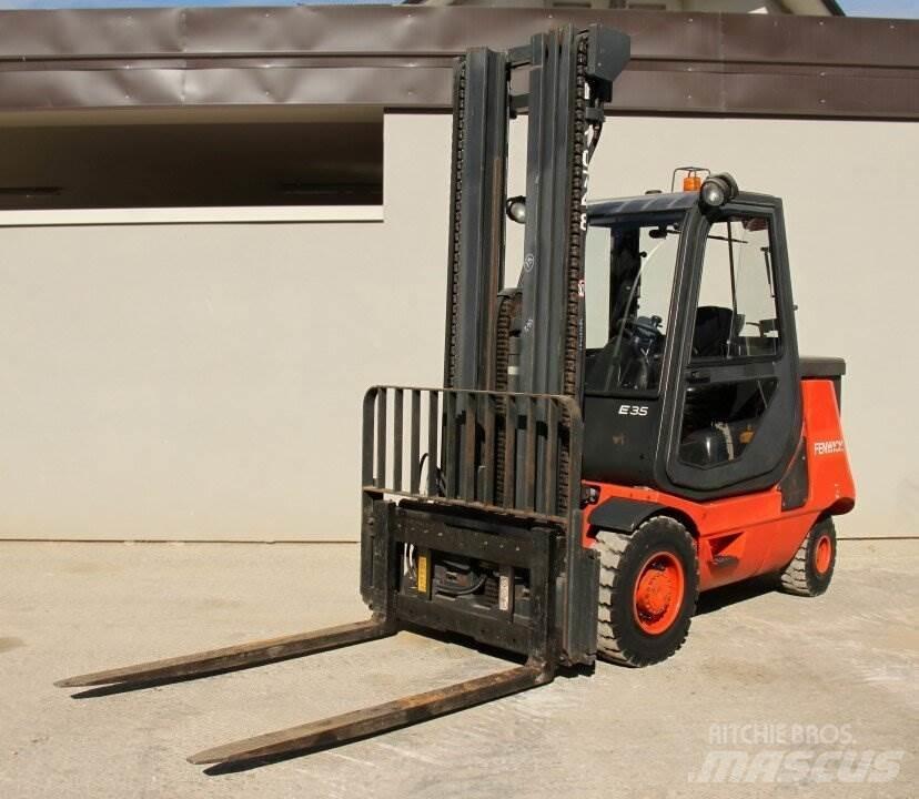 Linde E35P 전동 지게차