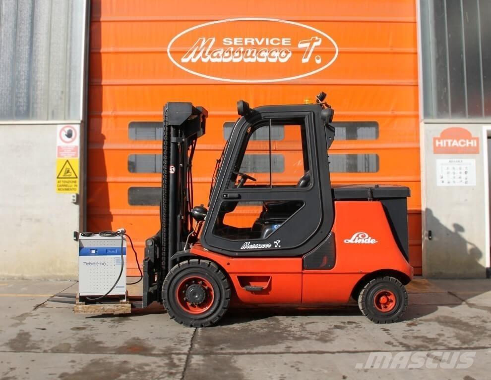 Linde E40P-02 전동 지게차