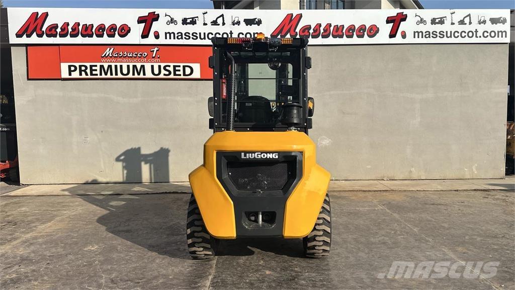 LiuGong CLG2035H 4X4 디젤 지게차